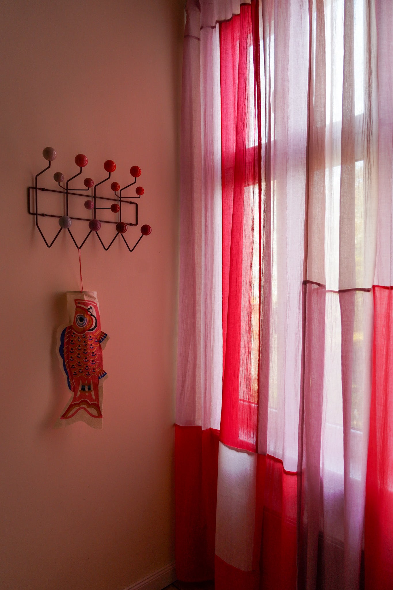 Modern Window Curtains "ROSEN GLUT" 5 Designer Window Drapes in 6 Unique Styles